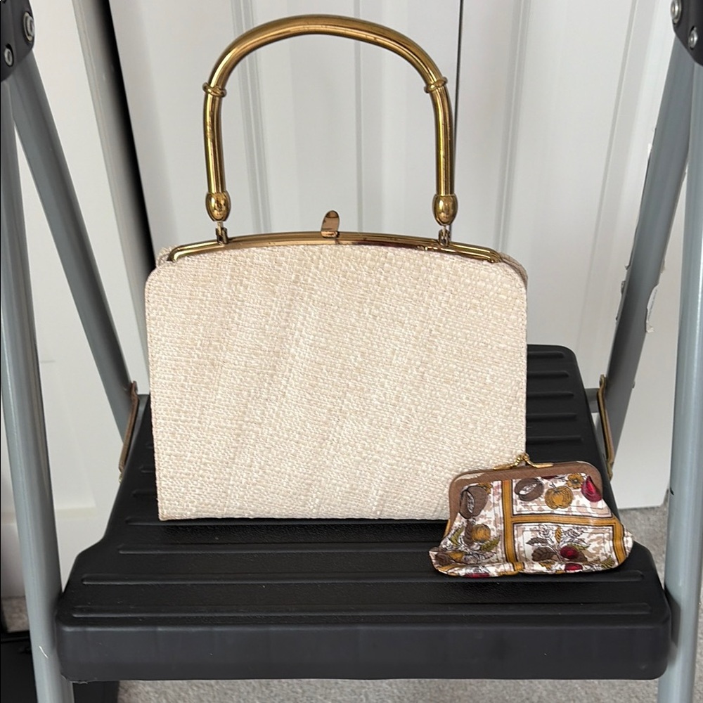 Cream Vintage Top-Handle Evening Bag with Gold Hardware
